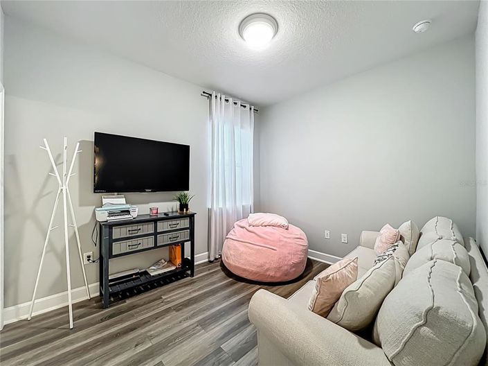 Image No.26-5 Bed Property for sale