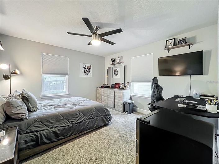 Image No.37-5 Bed Property for sale