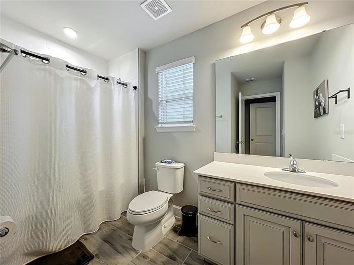 Image No.39-5 Bed Property for sale