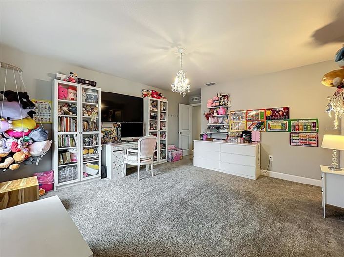 Image No.42-5 Bed Property for sale