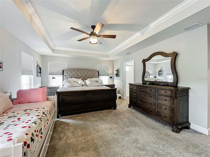 Image No.46-5 Bed Property for sale