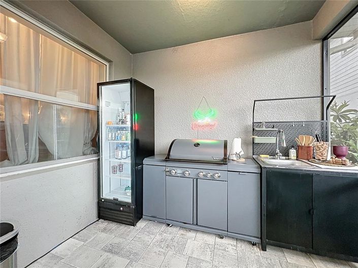 Image No.58-5 Bed Property for sale