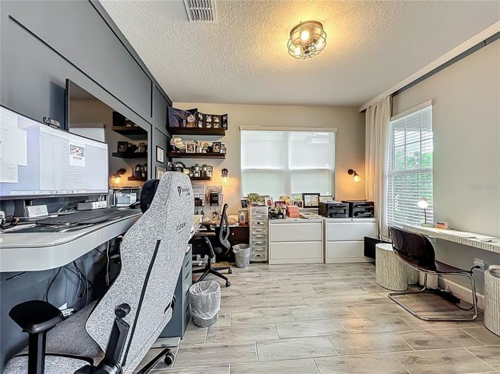 Image No.6-5 Bed Property for sale