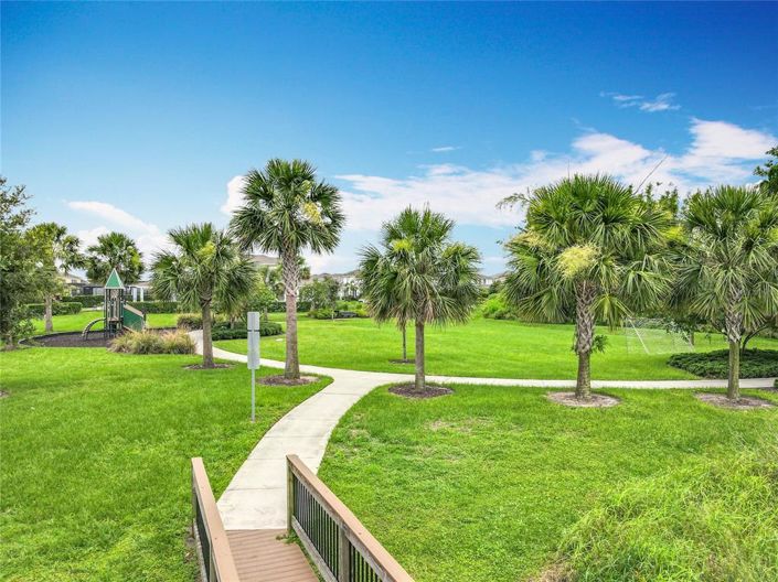 Image No.78-5 Bed Property for sale