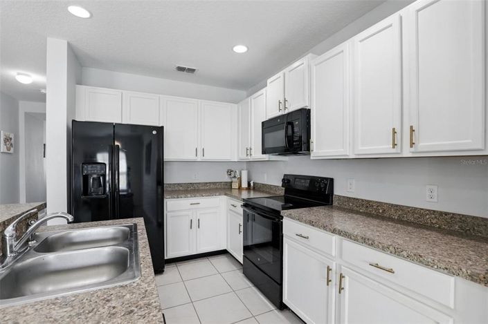 Image No.13-Propriété de 4 chambres à vendre à Davenport