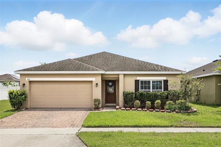 Image No.2-Propriété de 4 chambres à vendre à Davenport