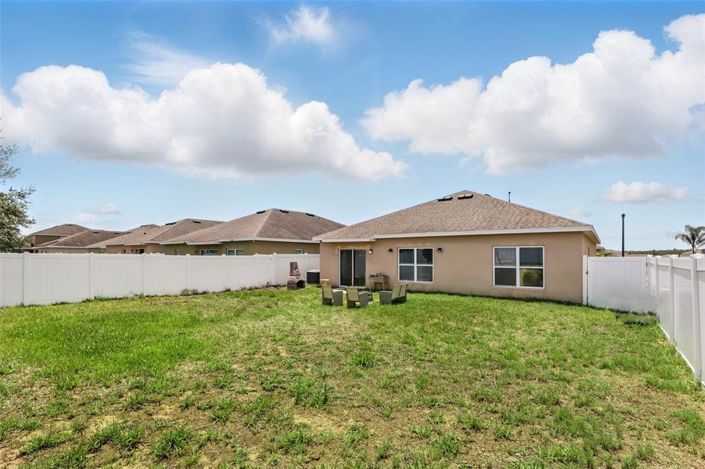 Image No.33-Propriété de 4 chambres à vendre à Davenport