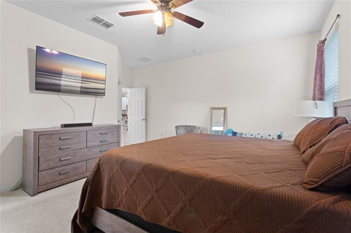 Image No.26-3 Bed Property for sale