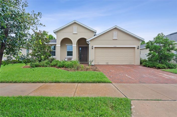 Image No.3-3 Bed Property for sale