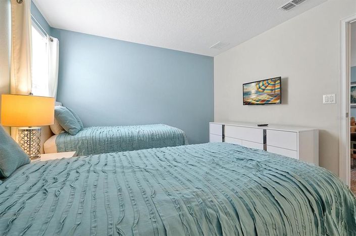 Image No.39-8 Bed Property for sale