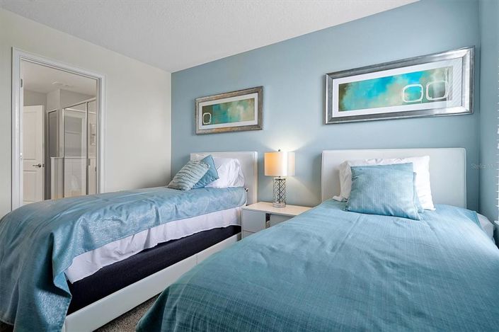 Image No.47-8 Bed Property for sale