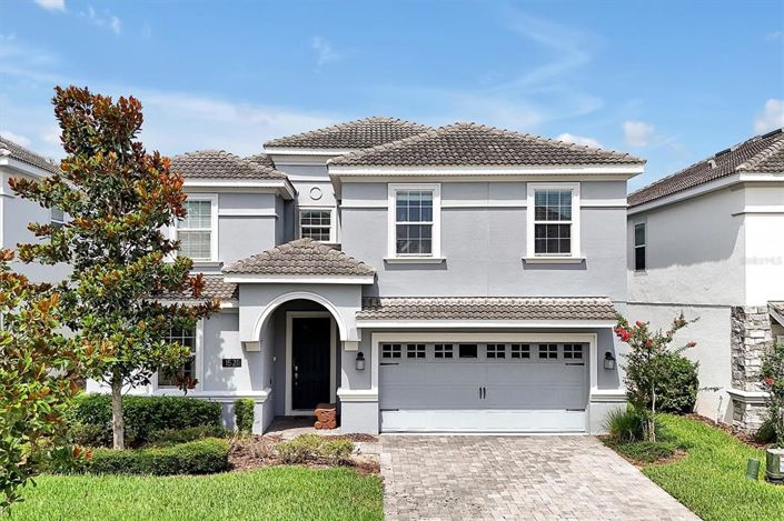 Image No.55-8 Bed Property for sale