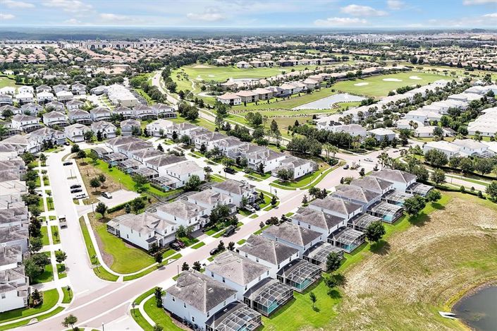 Image No.57-8 Bed Property for sale