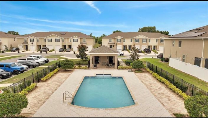 Image No.53-3 Bed Property for sale