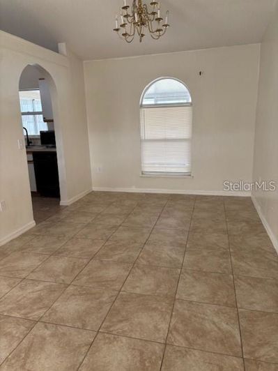 Image No.2-Propriété de 3 chambres à vendre à Kissimmee