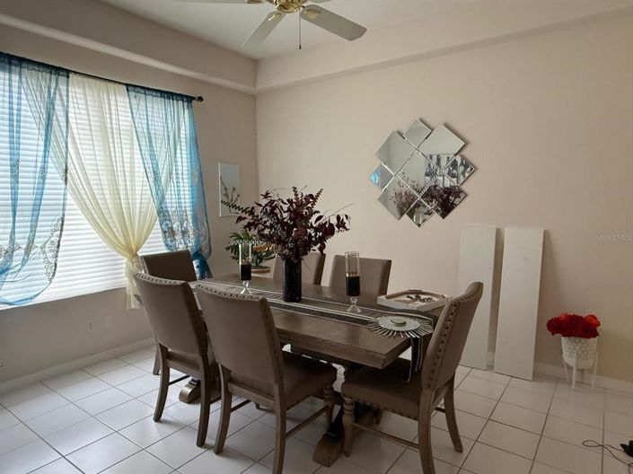 Image No.6-4 Bed Property for sale