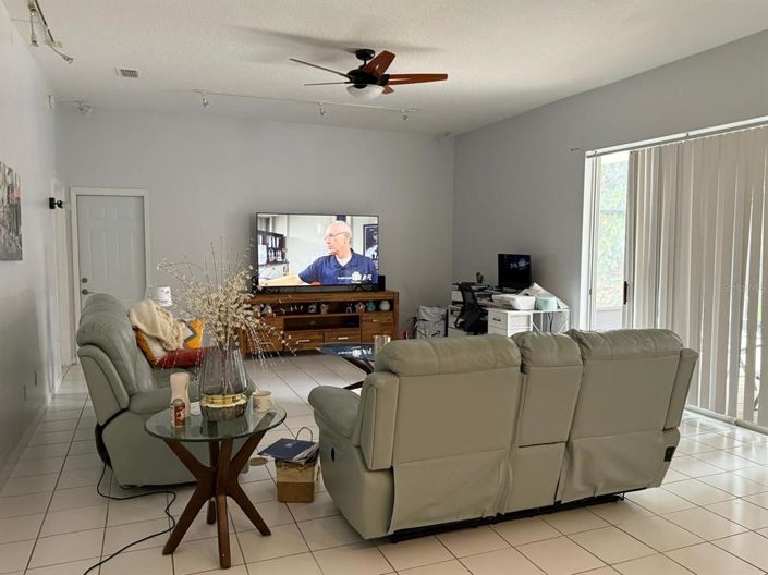 Image No.7-4 Bed Property for sale