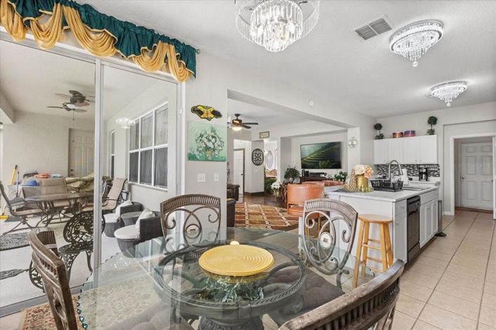 Image No.10-Propriété de 5 chambres à vendre à Davenport