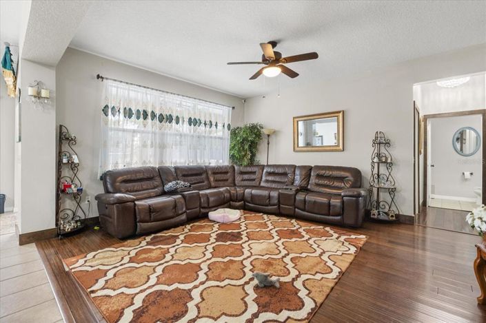 Image No.6-Propriété de 5 chambres à vendre à Davenport