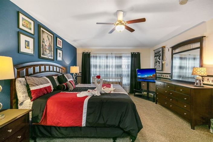 Image No.13-6 Bed Property for sale