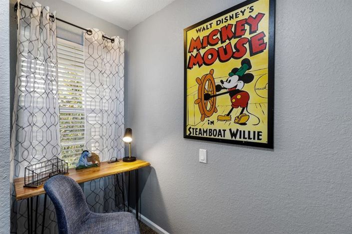 Image No.24-6 Bed Property for sale