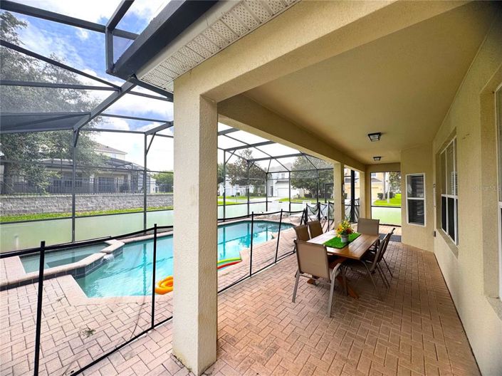 Image No.33-6 Bed Property for sale