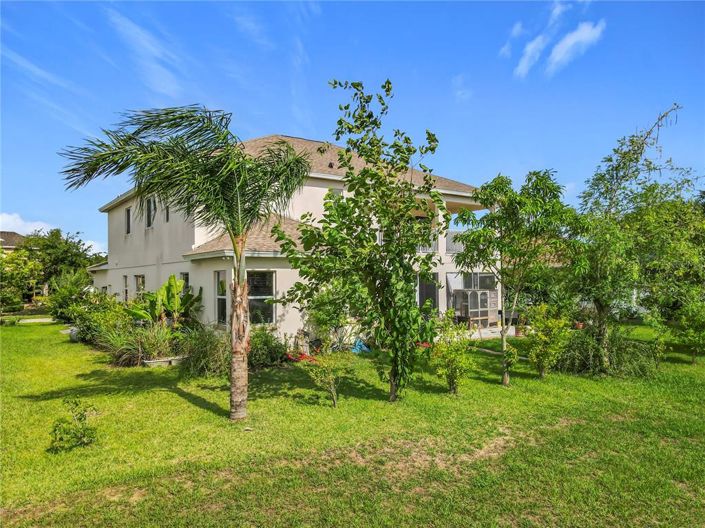 Image No.2-6 Bed Property for sale