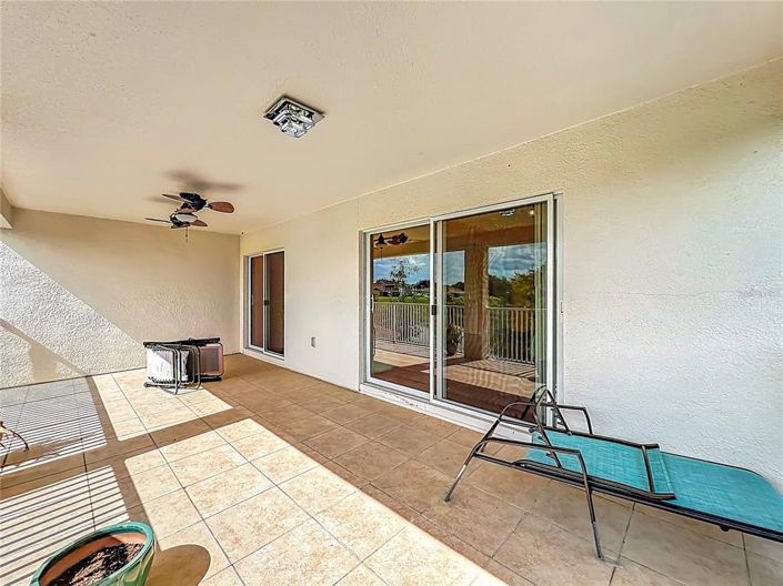 Image No.8-6 Bed Property for sale