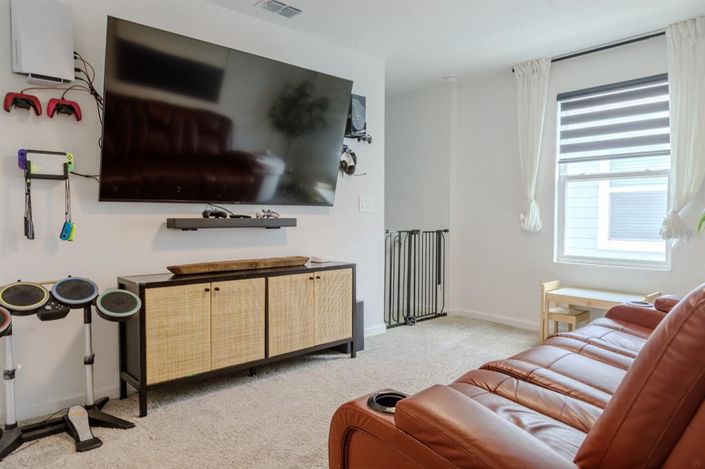 Image No.15-5 Bed Property for sale