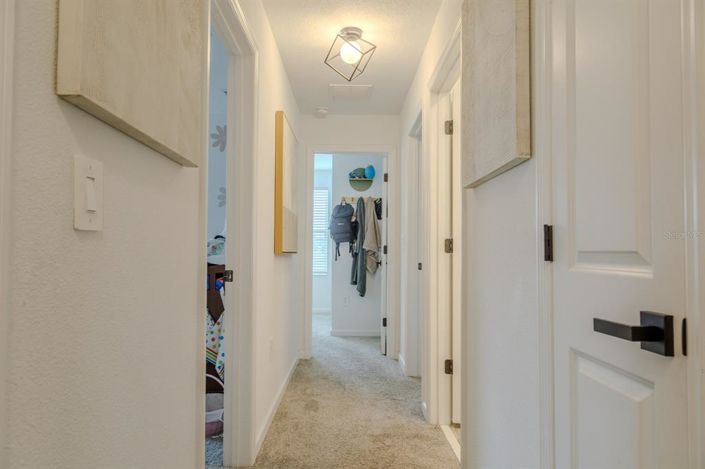 Image No.18-5 Bed Property for sale