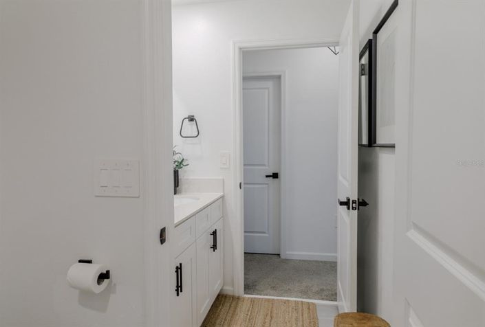 Image No.24-5 Bed Property for sale