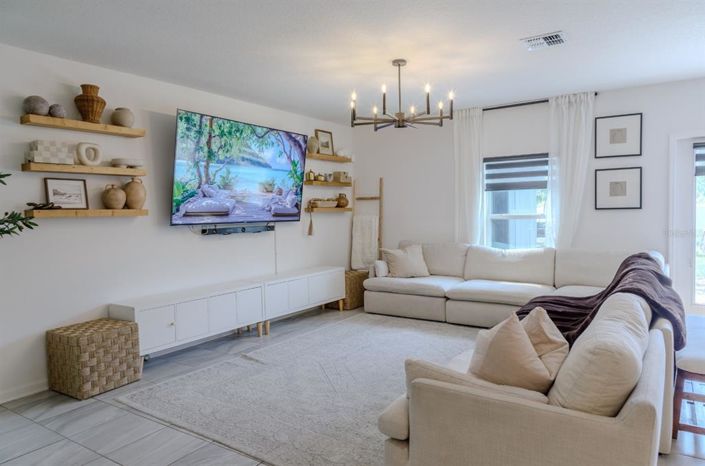 Image No.6-5 Bed Property for sale