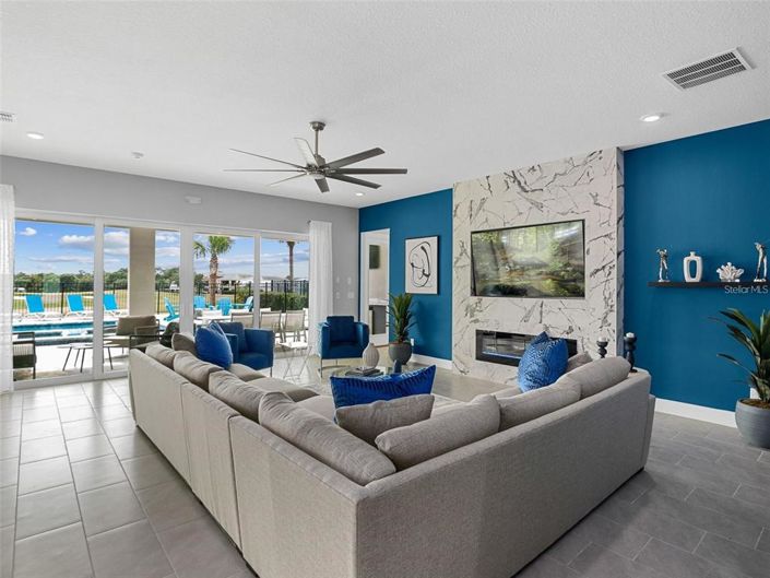 Image No.18-9 Bed Property for sale