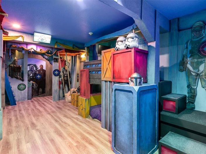 Image No.49-9 Bed Property for sale