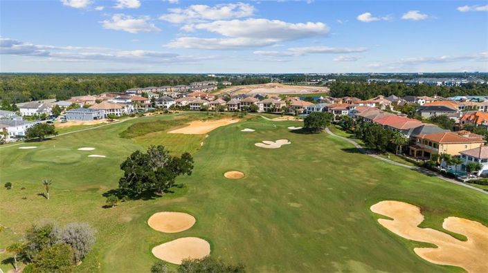 Image No.7-9 Bed Property for sale