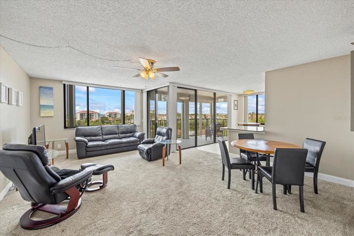 Image No.10-2 Bed Property for sale