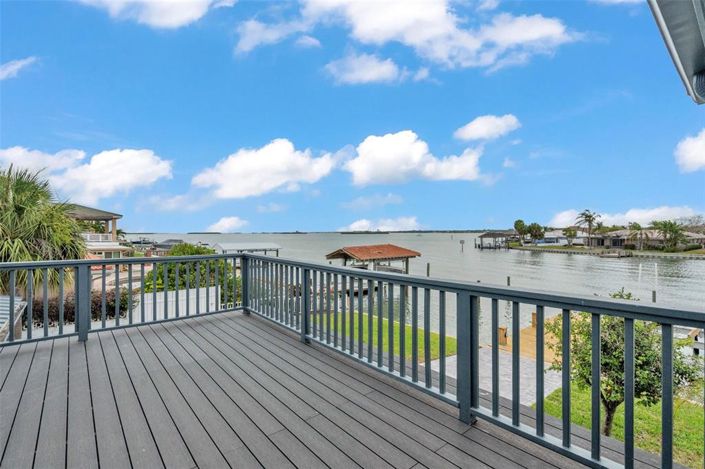 Image No.2-4 Bed Property for sale