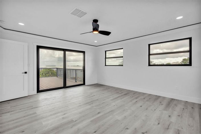 Image No.38-4 Bed Property for sale