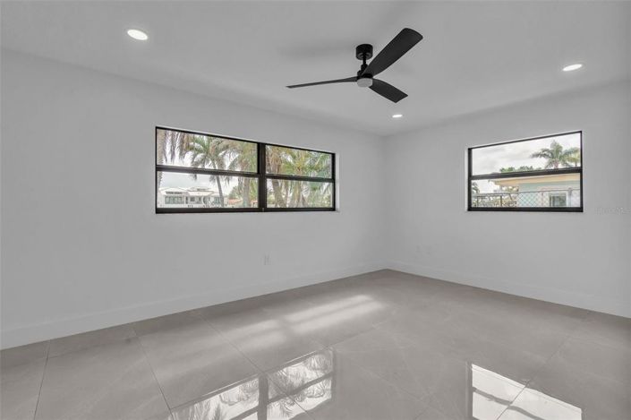 Image No.44-4 Bed Property for sale