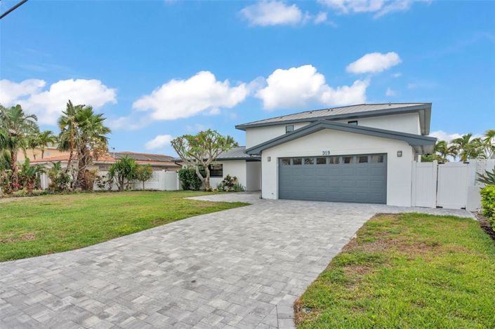 Image No.64-4 Bed Property for sale