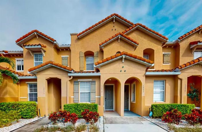 Image No.1-3 Bed Townhouse for sale