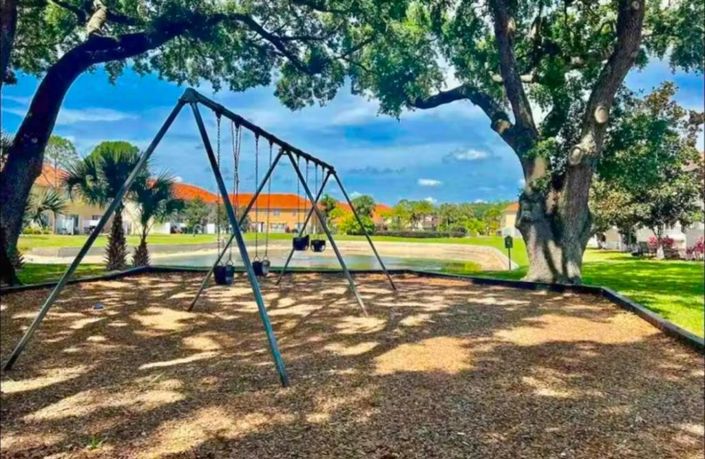 Image No.22-3 Bed Townhouse for sale