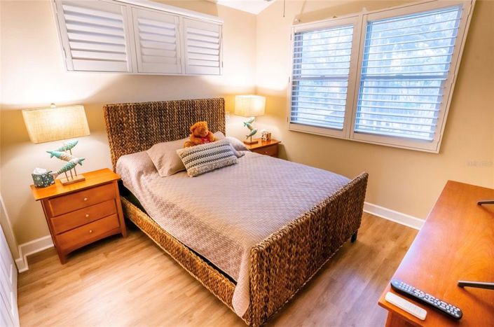 Image No.22-3 Bed Property for sale