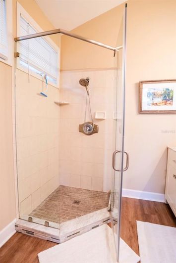 Image No.25-3 Bed Property for sale