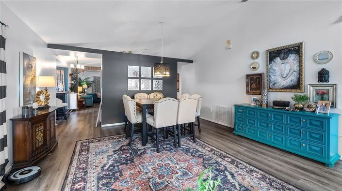 Image No.5-4 Bed Property for sale