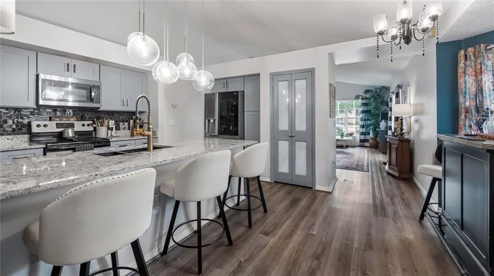 Image No.9-4 Bed Property for sale