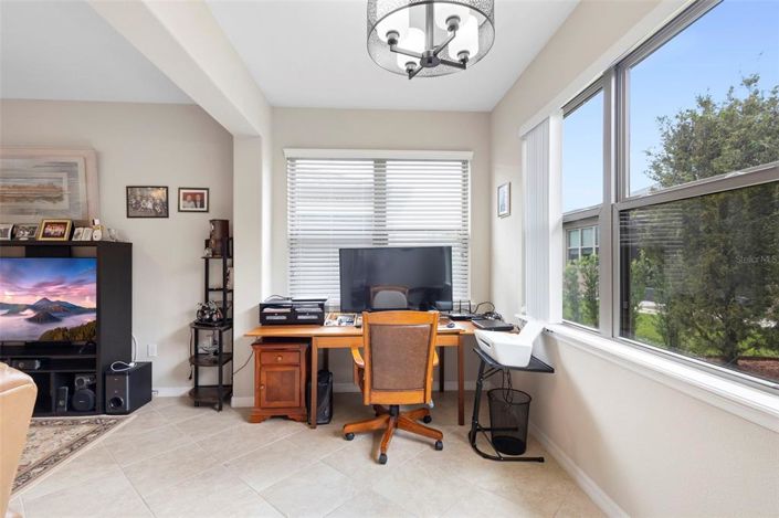 Image No.15-2 Bed Property for sale