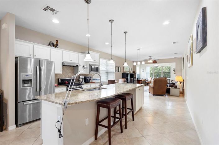 Image No.2-2 Bed Property for sale