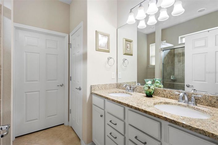 Image No.24-2 Bed Property for sale