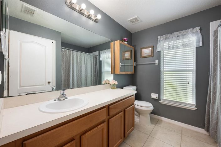 Image No.14-3 Bed Property for sale